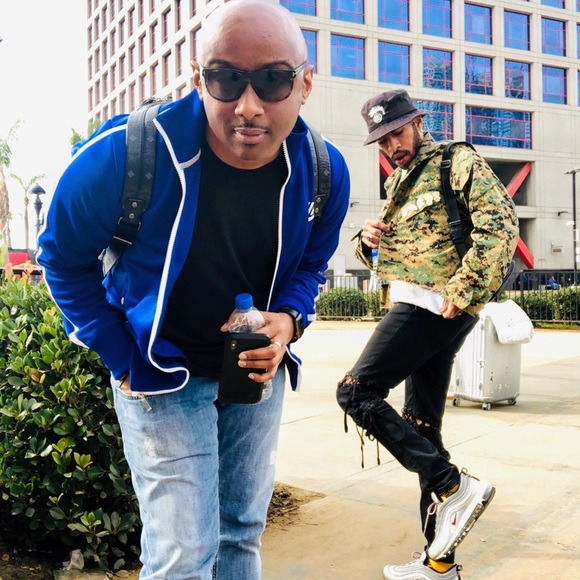 Meet your Posher, Mike Madison - Picture 2 of 8